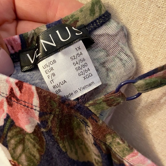 Floral Maxi Dress - Picture 7 of 8